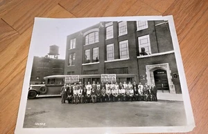 1920's Photograph RAPID ROLLER CO BUILDING w/ Students 2556 S. Federal CHICAGO - Picture 1 of 7
