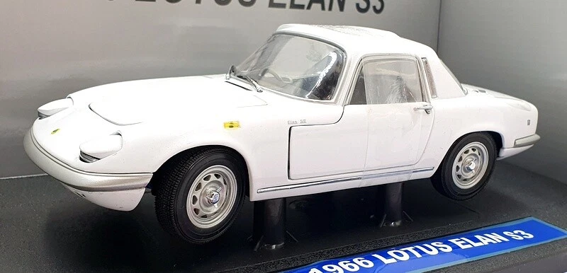Sun Star 1/18 Scale 4071 - 1966 Lotus Elan S3 Coupe - Cirrus White - Image 1 of 4