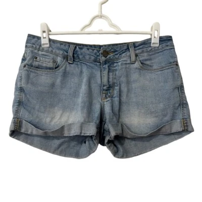 Pantalones cortos de mezclilla UO BDG para mujer 29 puños desgastados ligeramente Foto 1 de 4