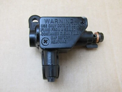 Sym Fiddle III 125 2021 9.518 millas freno trasero cilindro maestro (12132) Foto 1 de 4