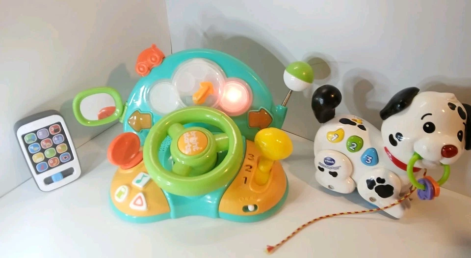 Bright Starts Luces y Colores Driver, Vtech Pull & Sing Puppy Fisher Price P 3 piezas Foto 1 de 4