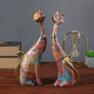 2 Pcs Graffiti Art Oil Painting Cat Decoration Resin Abstract Ornaments Figurine - Picture 1 of 9