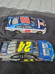 2010 Jeff Gordon #24 National Guard Military Intelligence 1:24 2011 DALE E. - Picture 1 of 5