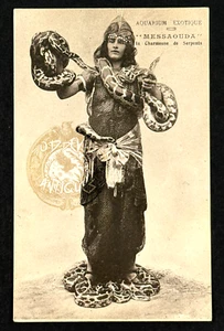 10er französische Schlangenbeschwörer Messaouda Zirkus Karneval Nebenschau Postkarte - Bild 1 von 2