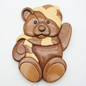 Wood 10" 3D Inlaid Overlaid Teddy Bear Hat Scarf Wall Hung Decoration - Picture 1 of 9