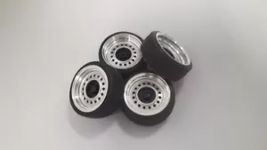 JUEGO DE RUEDAS DE ACERO ANCHO ESCALA 1:18 15 PULGADAS.. ¡Con opciones de color!! - Imagen 1 de 7