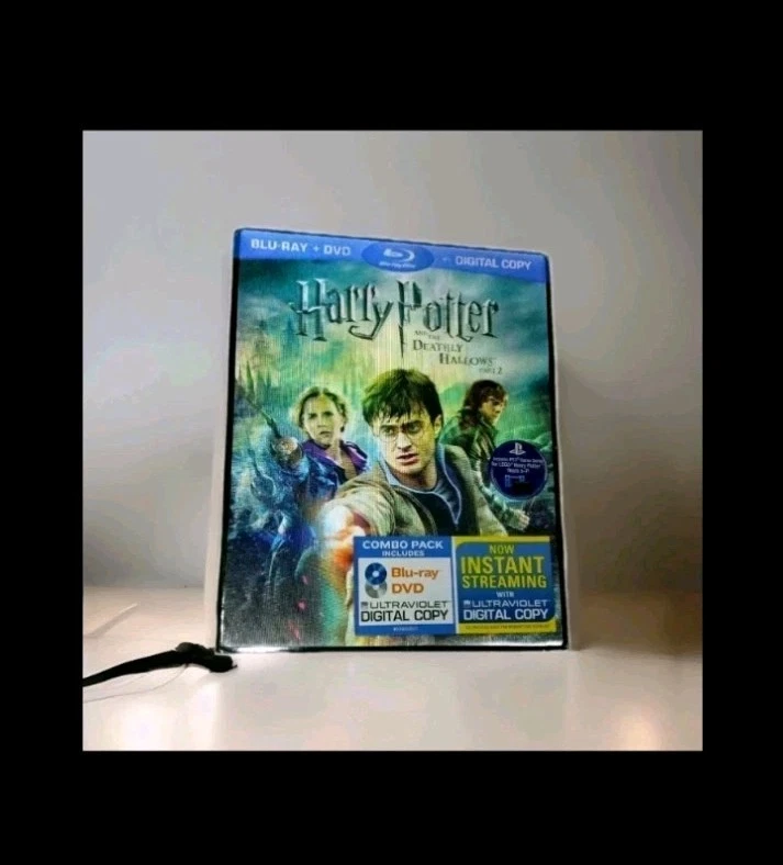 Harry Potter and the Deathly Hallows Part 2  Movie - Combo Pack - Image 1 of 1
