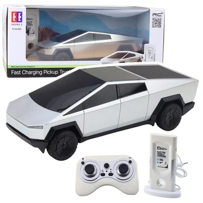 Ferngesteuert RC TESLA CYBERTRUCK 2,4GHz mit LED, Sound Ladestation USB 28cm - Bild 1 von 4