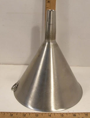 PRE OWNED HEAVY STAINLESS STEEL FUNNEL KITCHEN LAB FUNNEL - Image 1 of 4