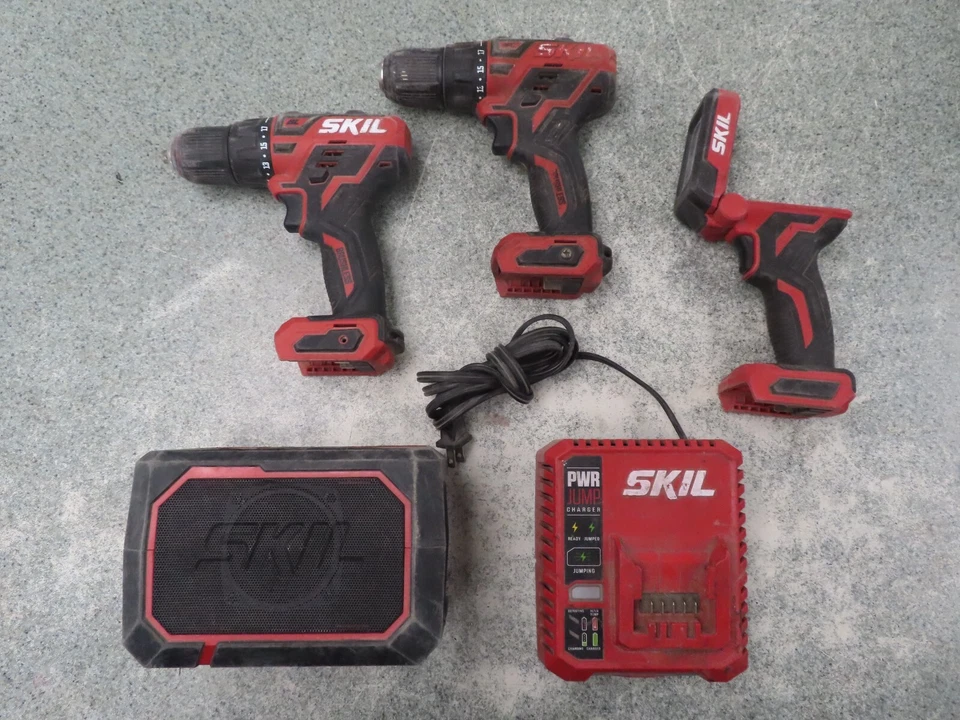SKIL 20V PWR CORE Lithium Ion 4 Power Tool Combo - Image 1 of 4