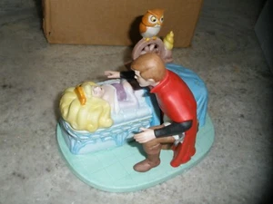 VINTAGE WALT DISNEY SLEEPING BEAUTY FIGURE CERAMIC MAGIC MEMORIES 5595/15,000 - Picture 1 of 12