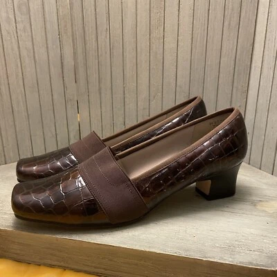 Ros Hommerson Brown Croc Embossed Patent Leather Heeled Loafer 7.5M - Image 1 of 4