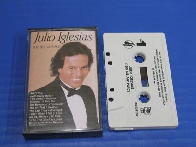 JULIO INGLESIAS - 1100 Bel Air Place - 1984 Cassette Tape To All The Girls Foto 1 de 2