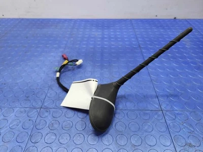 Conjunto de antena de radio satelital Jeep Renegade 2021 original OEM 68527945AA Foto 1 de 4