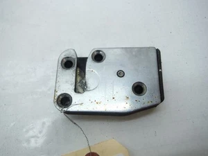 1987  JAGUAR XJ6 A/T PASSENGER RIGHT FRONT DOOR LOCK LATCH OEM 1984 1985 1986  - Picture 1 of 9