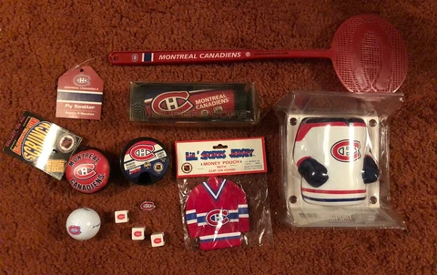 Montreal Canadiens Fan Pack Keychain Pin Golf Ball Coozie Dice Telescope Jersey Cover