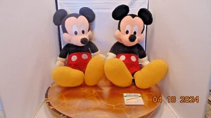Lote de 2 Peluche Disney MICKEY MOUSE CANTA RIMAS INFANTILES -16" Alto - Imagen 1 de 5