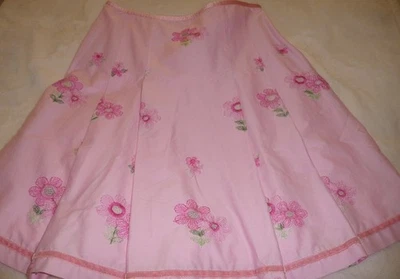 CYNTHIA STEFFE Flare Pleated Skirt - $89 Size 2 Solid Pink Embroidered Flowers - Image 1 of 3