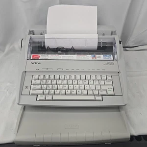 Brother GX-6750 Typewriter Correctronic Portable Electronic Tested - Picture 1 of 12