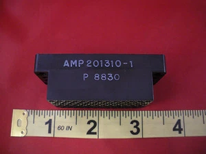 AMP 201310-1 Blocco Connettore Maschio 75 Posizioni Passo 3,81mm Spaziatura 6 Righe Nnb - Foto 1 di 5