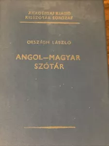 Hungarian-English Dictionary (Akadémiai Kiadó, 1984 HB, Vintage - Picture 1 of 5