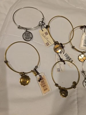 Lote de 9 Brazaletes Bella Ryann Color Plata - Nuevos con Etiquetas Foto 1 de 4