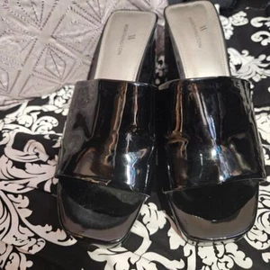 Worthington glänzend schwarz Lackleder Pantoletten Sandalen schicke Sommerschuhe - Bild 1 von 8