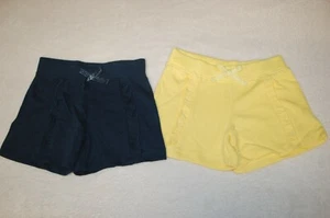 Girls 2 PAIR SHORTS LOT Casual Knit NAVY BLUE & YELLOW Elas Waist RUFFLES Size 5 - Picture 1 of 1