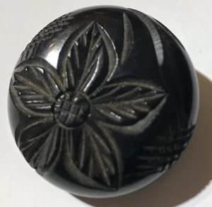 VINTAGE LARGE CHUNKY BROWN BAKELITE  CARVED FLOWER BUTTON - Picture 1 of 5