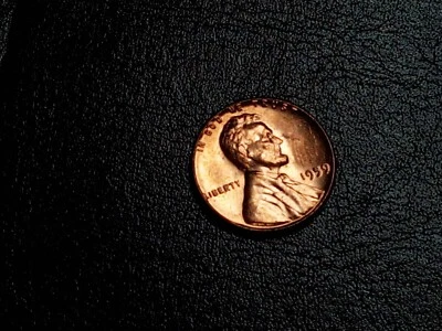 Uncirculated 1959 p Lincoln Red Cent  - Image 1 of 4