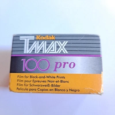 Kodak TMAX 100 35mm Black & White Film Expired 1999 Vintage TMY 135-36 - Image 1 of 4