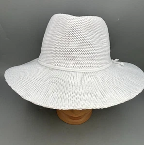 Wallaroo Hat Company Women White Victoria Fedora Straw Adjustable Sun Protection - Picture 1 of 9