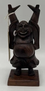 Vintage handgeschnitzte lachende Buddha-Statue aus Holz 11 Zoll hoch Intarsien Zähne & Ohrring - Bild 1 von 7