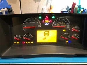 2006-2014 VOLVO VNL USED DASHBOARD INSTRUMENT CLUSTER FOR SALE - Picture 1 of 7