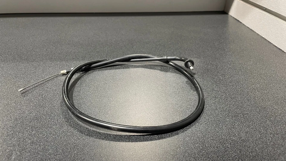 1983 - 84 雅马哈 XVZ12KC2/K/TDK/L 节气门电缆 2,26H-26312-00-00 — 第 1/1 张图片