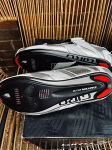 Giro Mele Tri shoes size 44 Silver. Brand new in box never worn - Picture 1 of 4
