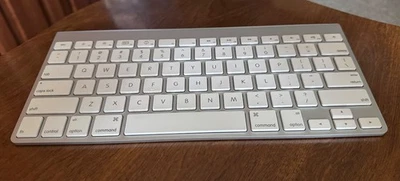 Apple Magic Keyboard Model A1314 Bluetooth Wireless - Image 1 of 4