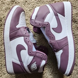 Air Jordan 1 Retro OG High Mauve Brand New Sz 10 - Picture 1 of 10