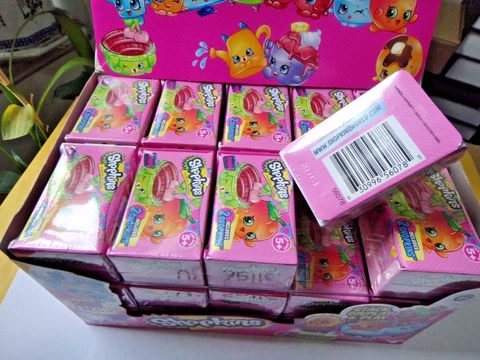 Shopkins "2 pack Blind Basket" Season 4 Ultra Rare Limited FREE SHIPPING TODAY Cover