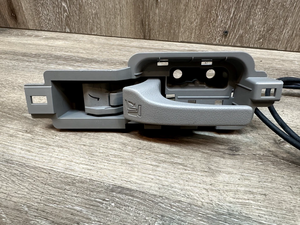 Palanca de asiento trasero Honda Crosstour 2012-15 pieza de fabricante de equipos originales # 82622-TP6-A010 Foto 1 de 4