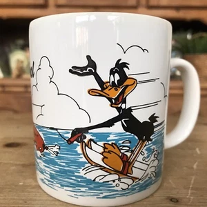 Vintage Daffy Duck Mug Cool Surfer Warner Bros Cartoon Retro 1988 KilnCraft 80s - Picture 1 of 12