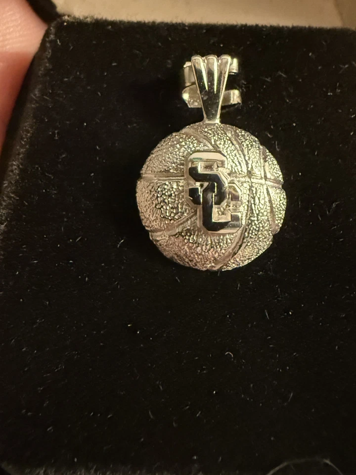 Colgante universitario USC en plata de ley excelente regalo para fan o estudiante 925  Foto 1 de 1