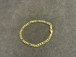 14k Yellow Gold Figaro Chain Made in Italy Link Bracelet 7” Weight 2.5 grams 4mm - Picture 1 of 9