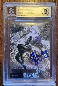 Hailee Steinfeld Signed - 2017 Marvel Fleer Spider-Gwen Beckett Authenticated - Picture 1 of 2