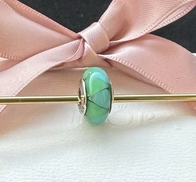 Original Pandora Murano „Triangel“ grün, 925 silber #790636 - Bild 1 von 3