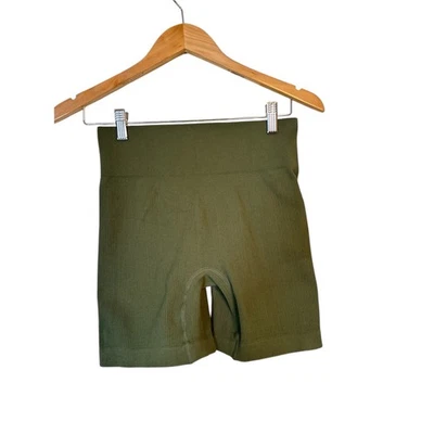 Unbranded Women's High Waisted Stretch Ribbed Knit Pull On Yoga Short Sz M Green - Image 1 of 4