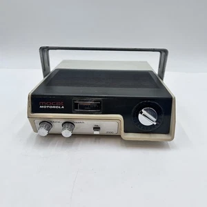 VINTAGE MOCAT MOTOROLA 2000 CB RADIO, MOBILE 23 CHANNEL UNTESTED - Picture 1 of 10