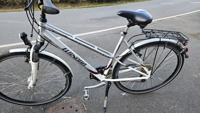 Neuwertiges Damenrad - Bild 1 von 4