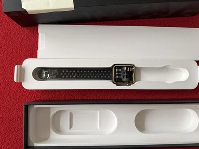 Apple Watch Series 3 GPS Mit iCloud-Sperre, Ohne Dosplay - Bild 1 von 3