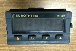 EUROTHERM 2132/CC/VH/ENG TEMPERATURE CONTROLLER **USED GUARANTEED** - Bild 1 von 7